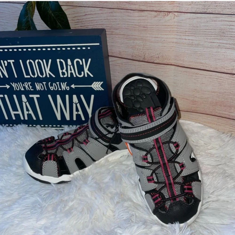 Wonder Nation Boys Closed Toe Sandals Grey Black